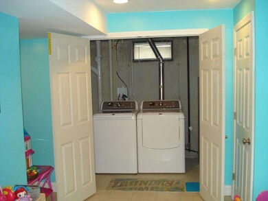 38 Eudora St unit 38, Haverhill, MA 01832 - photo 2
