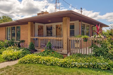 03 Front Porch