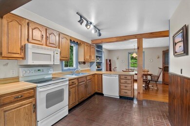 1236 Morgan St, Bennington, VT 05201 - photo 5