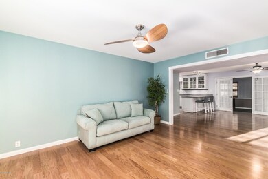 9816 N 41st Dr, Phoenix, AZ 85051 - photo 5