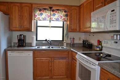 8171 Pineverde Ln, Jacksonville, FL 32244 - photo 7