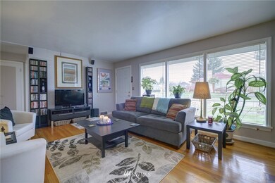 unlisted-address, Everett, WA 98201 - photo 2