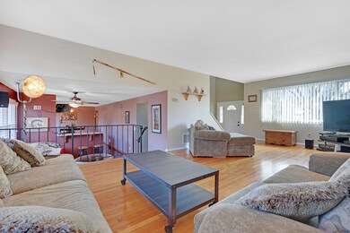 27 Oakbranch Rd East Windsor-large-008-3