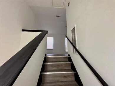 8299 Cambridge St unit 2002, Houston, TX 77054 - photo 7