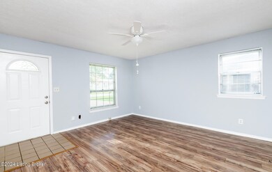 6806 Nalery Way, Louisville, KY 40228 - photo 2