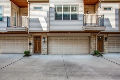 6136 Oram St unit 2, Dallas, TX 75214 - photo 2