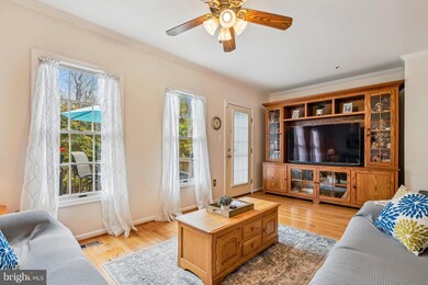 9368 Breamore Ct, Laurel, MD 20723 - photo 6