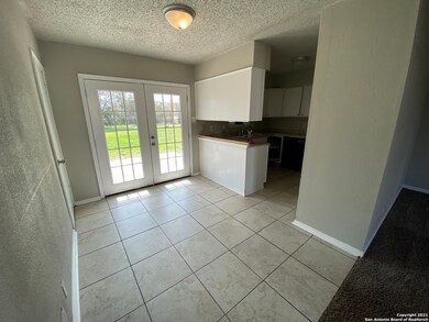 4602 Old Coach Ln, San Antonio, TX 78220 - photo 4