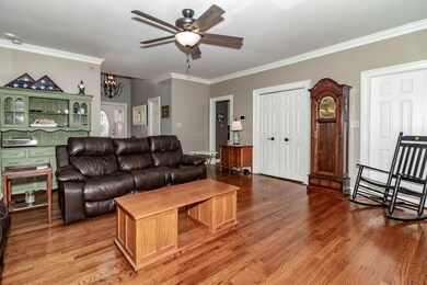 9-web-or-mls-851 PARK CHASE DR A(c)-5437