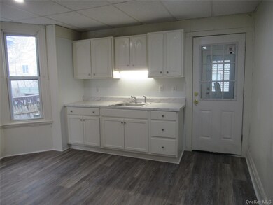 77 Franklin St unit 77, Port Jervis, NY 12771 - photo 7