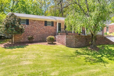 1324 Michael Ln, Hixson, TN 37343 - photo 3