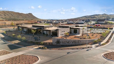 LV Clubhouse 3