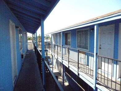 Polk Courtyard 3