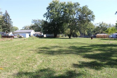 4728 NE 27th St, Des Moines, IA 50317 - photo 5