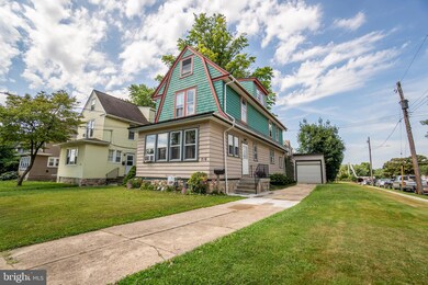 216 Burmont Rd, Drexel Hill, PA 19026 - photo 2