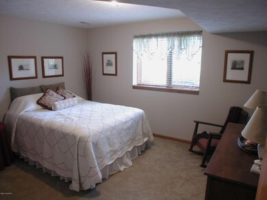 8193 Winding Dr SW unit 12, Byron Center, MI 49315 - photo 7