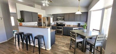 6334 E 44th Place, Yuma, AZ 85365 - photo 5