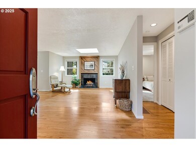 4382 Woodside Cir, Lake Oswego, OR 97035 - photo 4