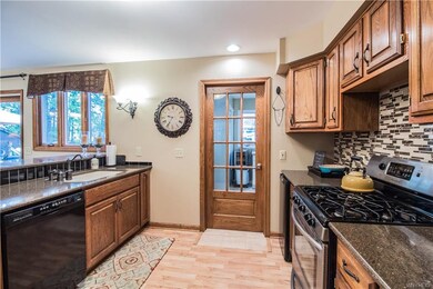 3145 Krueger Rd, North Tonawanda, NY 14120 - photo 7