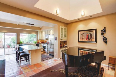 DINING AREA w/SKYLIGHT