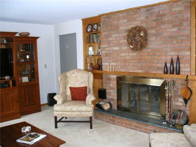 3723 W 32nd St, Erie, PA 16506 - photo 4