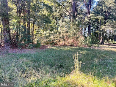 252 Lighthouse Ln, Montross, VA 22520 - photo 2