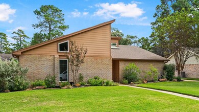 15710 Oxenford Dr, Tomball, TX 77377 - photo 2