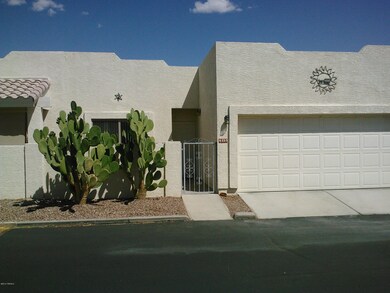 2 CAR GARAGE
