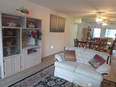 2467 Finlandia Ln unit 27, Clearwater, FL 33763 - photo 6