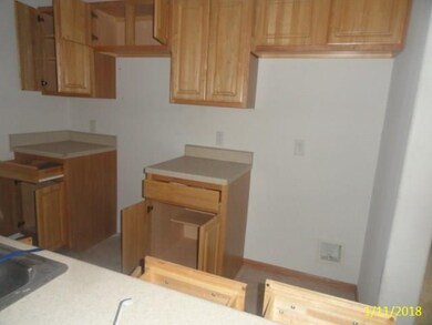1920 Rockford Rd SW unit 16, Cedar Rapids, IA 52404 - photo 3