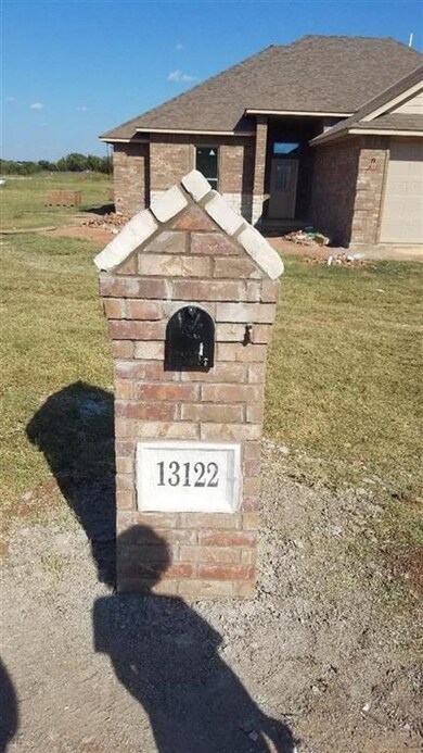 13122 Shadow Ridge Dr, Elgin, OK 73538 - photo 3