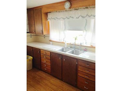 40 Clayton St, Middletown, RI 02842 - photo 7