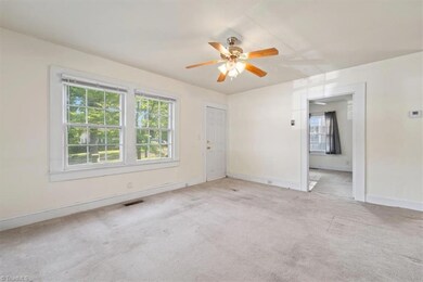 1434 Winslow Ave, Asheboro, NC 27205 - photo 7