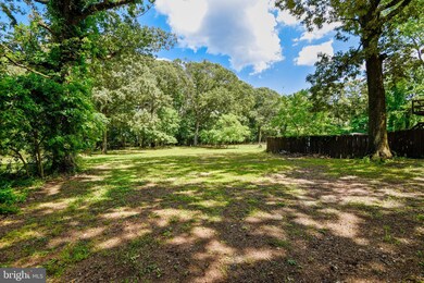 7915 Elizabeth Rd, Pasadena, MD 21122 - photo 7