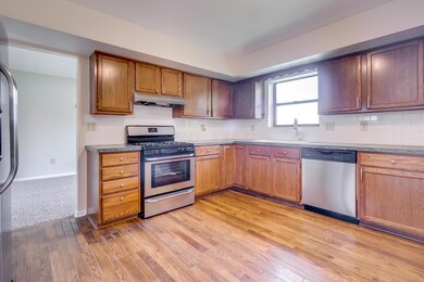 210 Maple Avenue-10