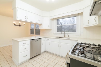 8208 Copperfield Dr, Columbus, OH 43235 - photo 5