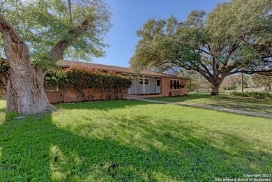 1337 N Lbj Dr, San Marcos, TX 78666 - photo 5