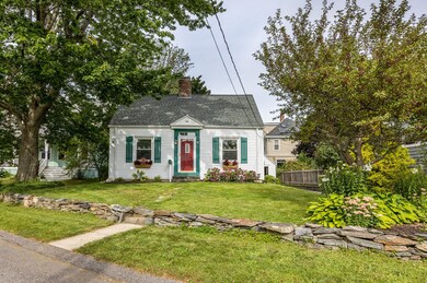 9 Charles Rd Cape Elizabeth ME-large-002