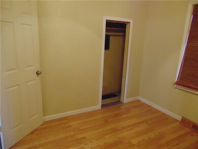 323 Hackley Ave, Des Moines, IA 50315 - photo 5