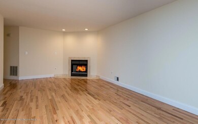850_1737-Edit_preview living
