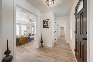 317 Northglen Dr, Hurst, TX 76054 - photo 5