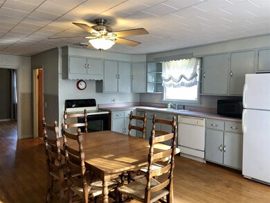 77 Colorado St, Keene, NH 03431 - photo 4