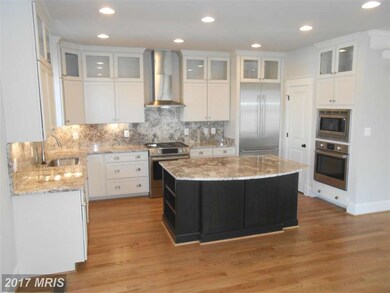 1103 Lincoln Ave, Falls Church, VA 22046 - photo 3