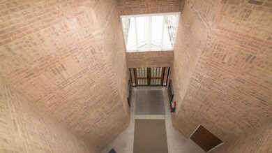 Nature Cove unit 308, Ann Arbor, MI 48104 - photo 5