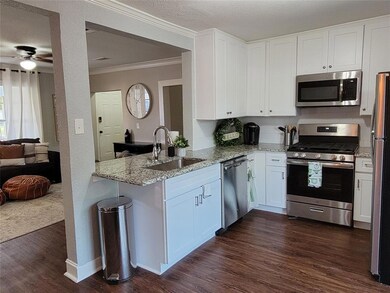 203 W Oak St, Celina, TX 75009 - photo 4