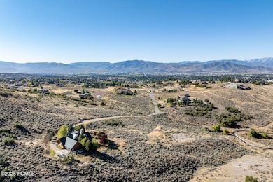 1241 E Wildflower Cir, Heber City, UT 84032 - photo 3