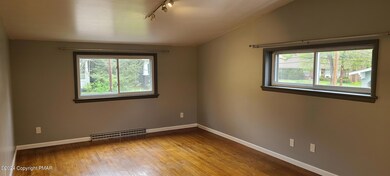 618 King St unit 2, Stroudsburg, PA 18360 - photo 2