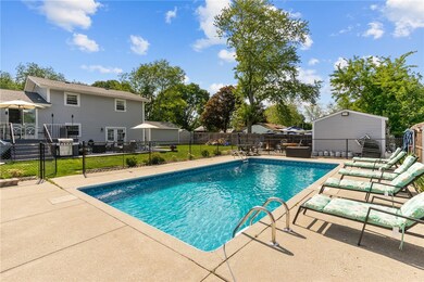 14 Kinnicutt Ave, Warren, RI 02885 - photo 2