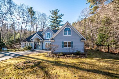 43 Falcon Way, Hales Location, NH 03860 - photo 5