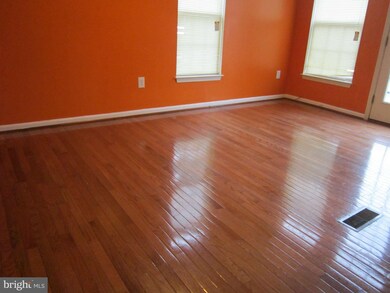 4541 Hidden Stream Ct, Owings Mills, MD 21117 - photo 7